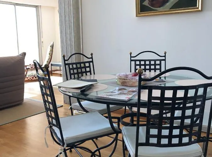 Apartamento Vue Santa Clara 3 *